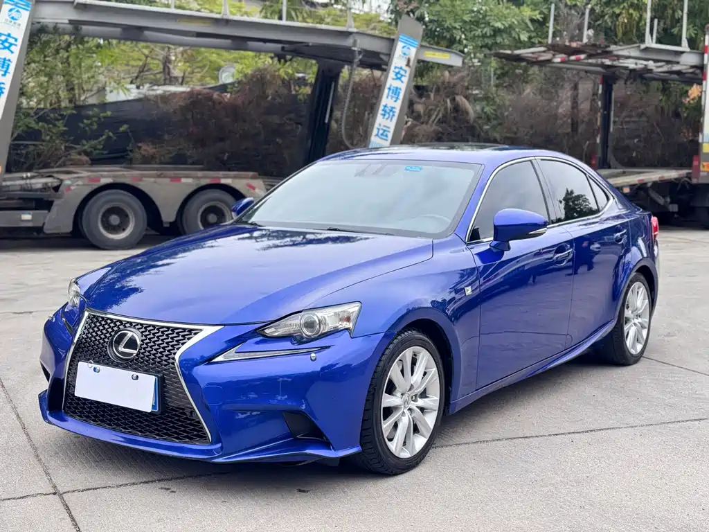 Lexus Lexus IS 2015 200t F SPORT 2016