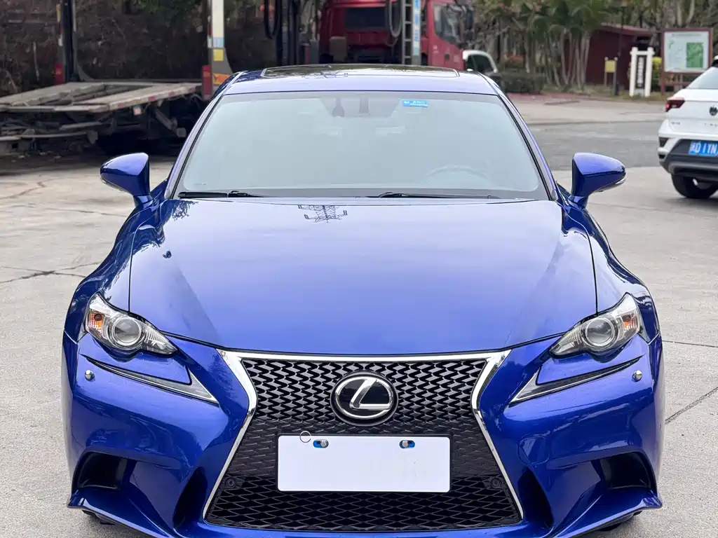 Lexus Lexus IS 2015 200t F SPORT 2016 - thumbnail 2