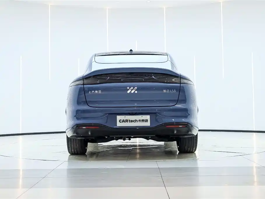 Zhiji Auto IM LS6 2026 Range Extender 52 Max 2025 - thumbnail 22