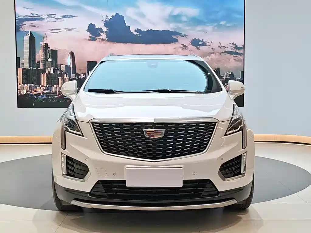 Cadillac Cadillac XT5 2022 2.0T FWD Luxury 2023 - thumbnail 2