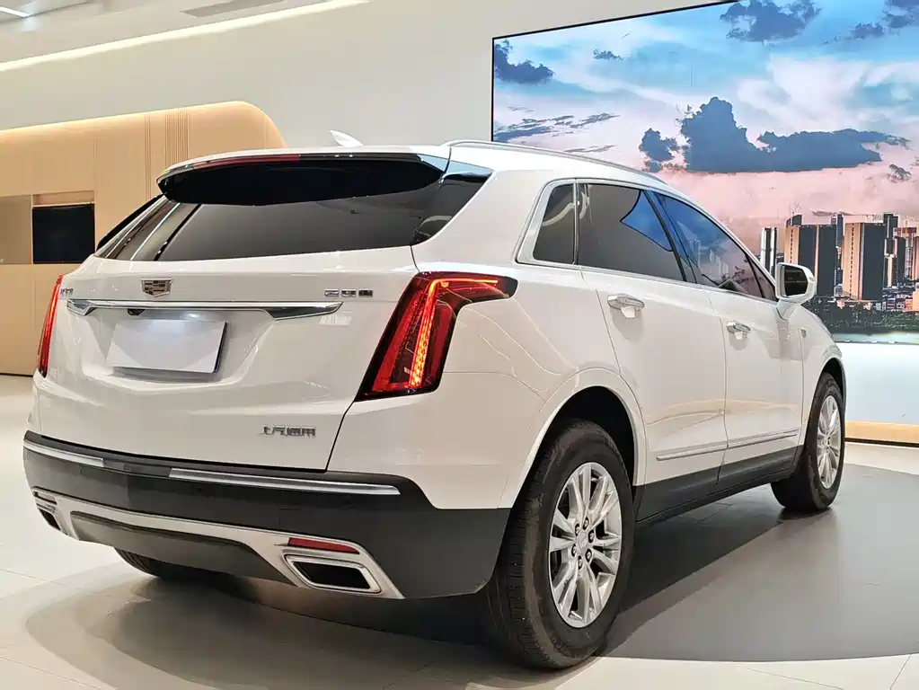 Cadillac Cadillac XT5 2022 2.0T FWD Luxury 2023 - thumbnail 7
