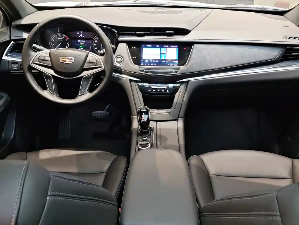 Cadillac Cadillac XT5 2022 2.0T FWD Luxury 2023 - thumbnail 8