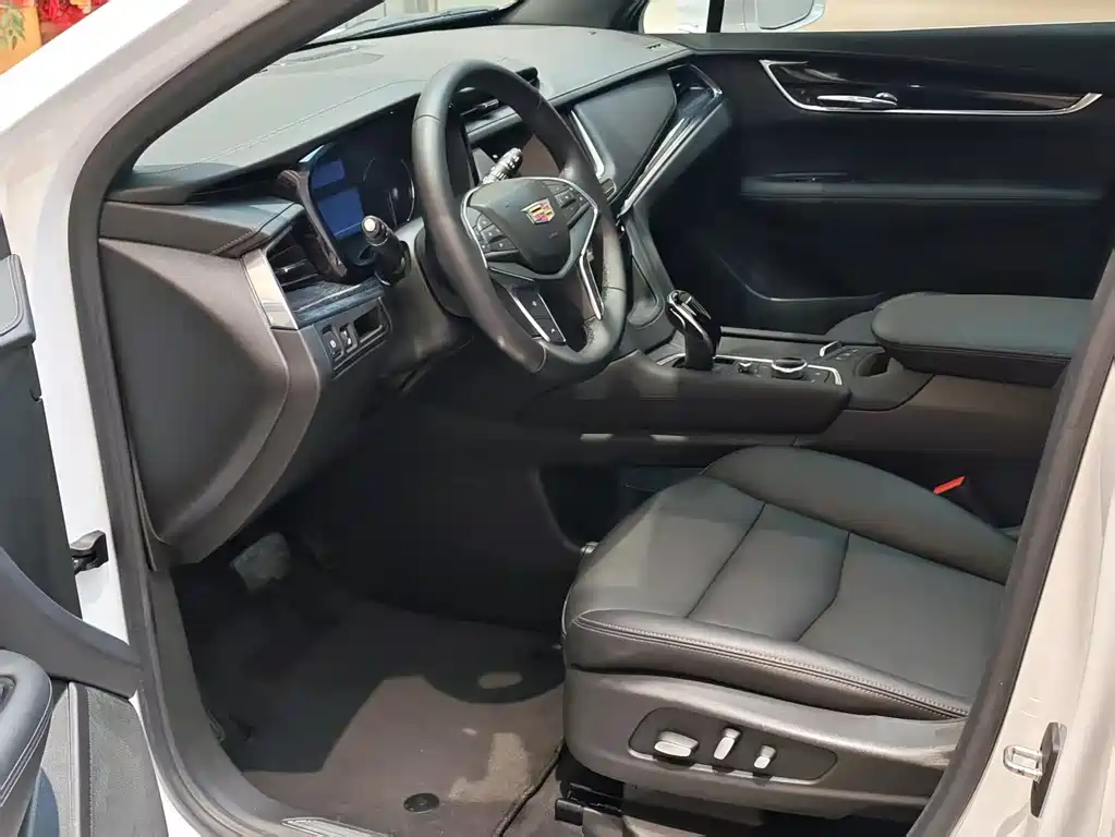 Cadillac Cadillac XT5 2022 2.0T FWD Luxury 2023 - thumbnail 11