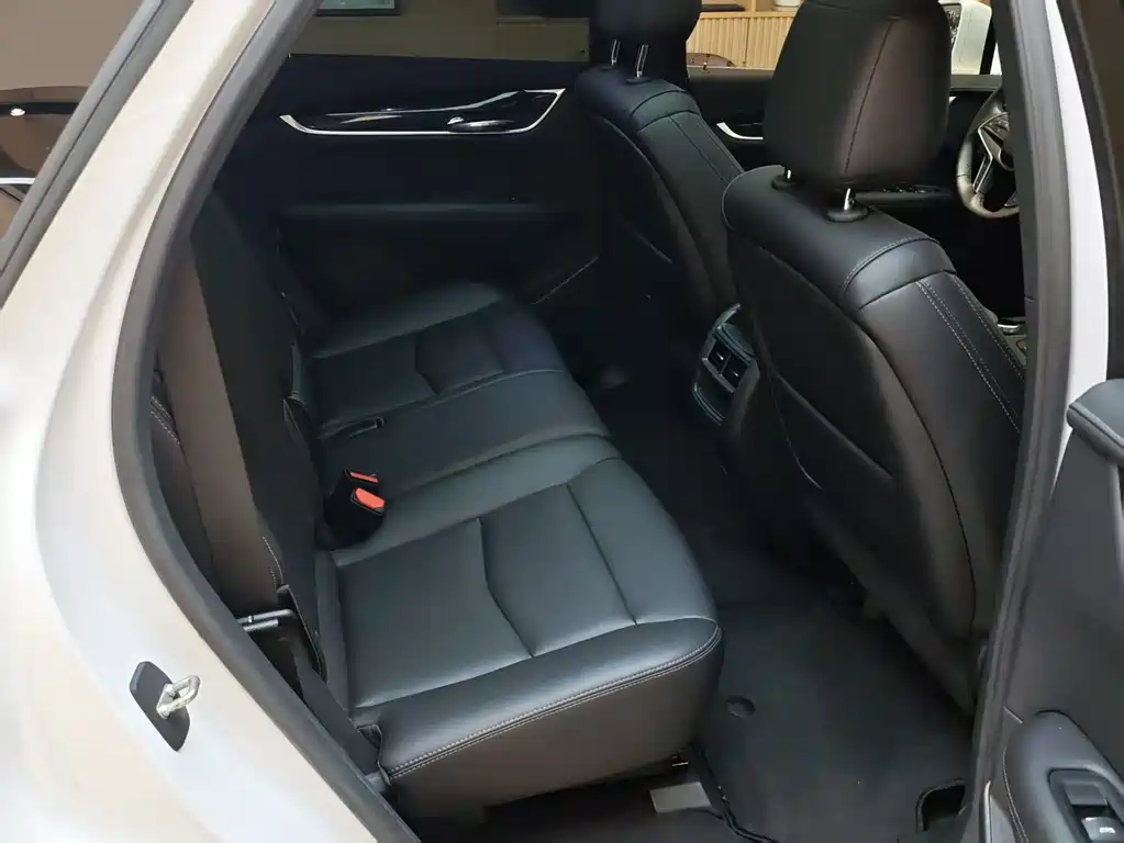Cadillac Cadillac XT5 2022 2.0T FWD Luxury 2023 - thumbnail 14