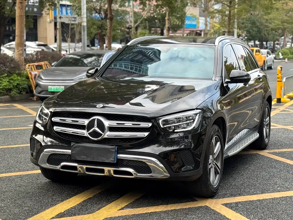Mercedes-Benz Mercedes-Benz GLC 2021 GLC 260 L 4MATIC Sport Edition 2021