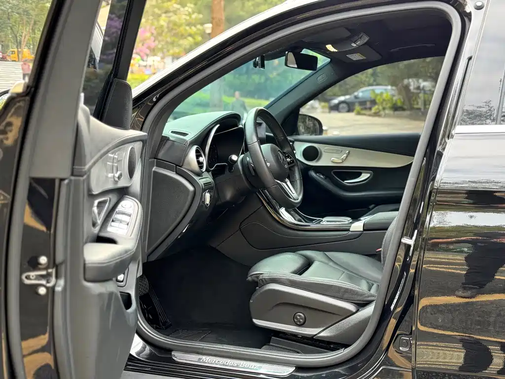 Mercedes-Benz Mercedes-Benz GLC 2021 GLC 260 L 4MATIC Sport Edition 2021 - thumbnail 5