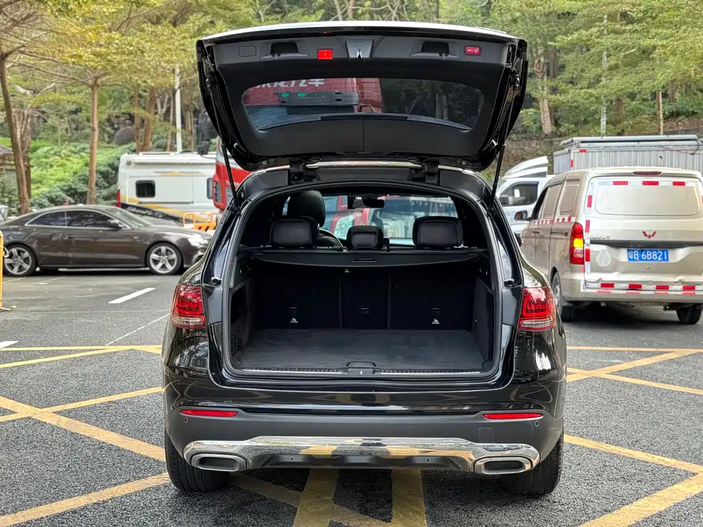 Mercedes-Benz Mercedes-Benz GLC 2021 GLC 260 L 4MATIC Sport Edition 2021 - thumbnail 13