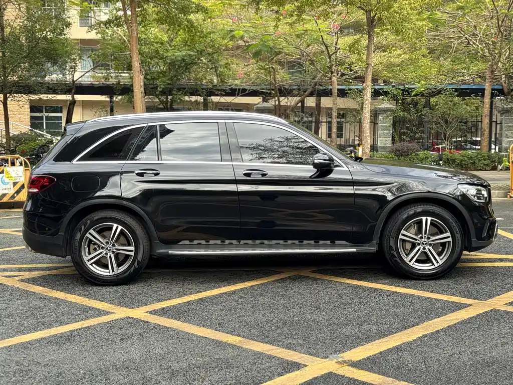 Mercedes-Benz Mercedes-Benz GLC 2021 GLC 260 L 4MATIC Sport Edition 2021 - thumbnail 15