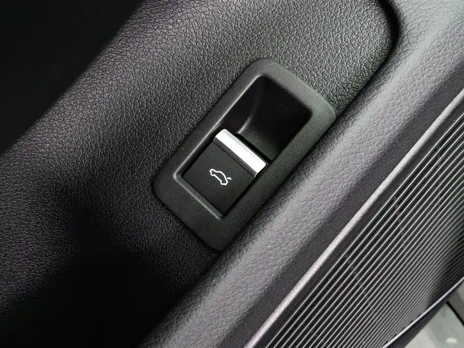 Audi Audi RS 5 2023 2.9T Sportback Dark Gold Edition 2024 - thumbnail 19