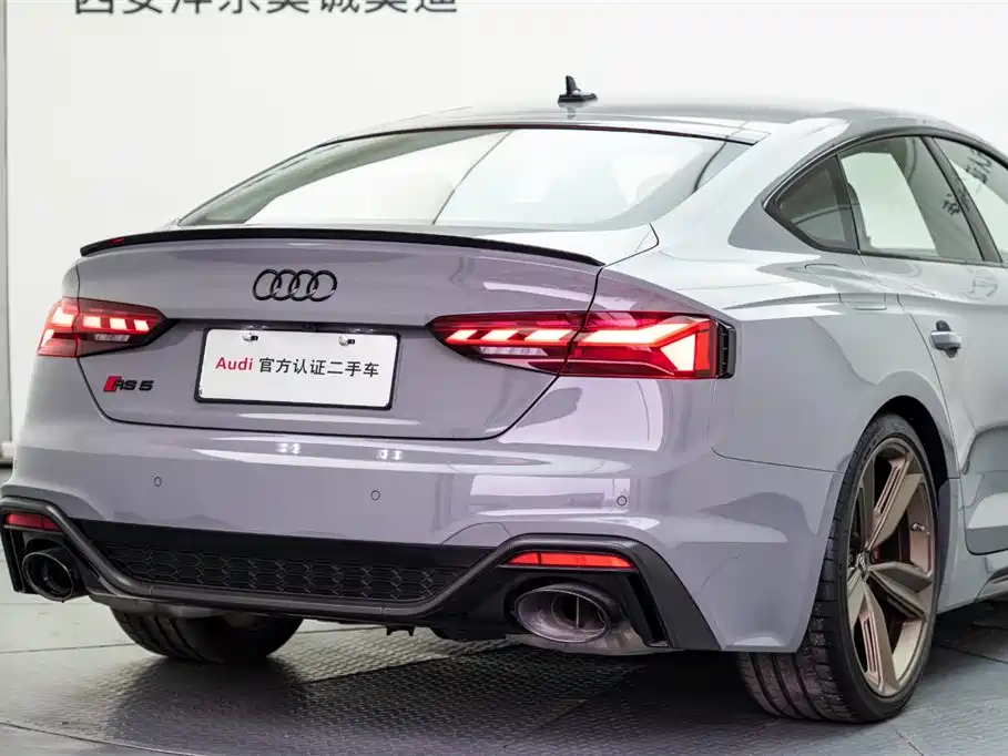 Audi Audi RS 5 2023 2.9T Sportback Dark Gold Edition 2024 - thumbnail 29