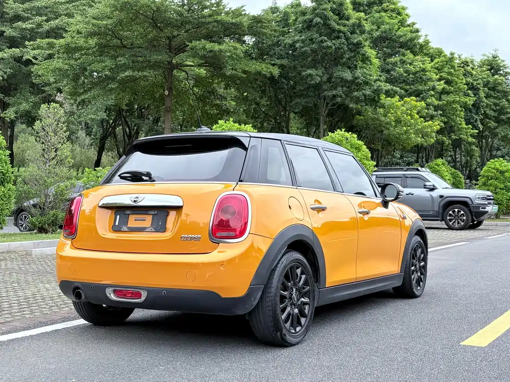MINI MINI 2016 1.5T COOPER 5-Door 2017 - thumbnail 6