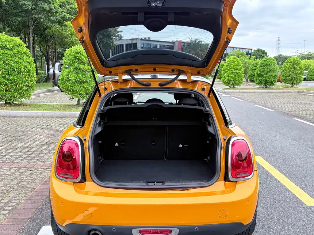 MINI MINI 2016 1.5T COOPER 5-Door 2017 - thumbnail 9