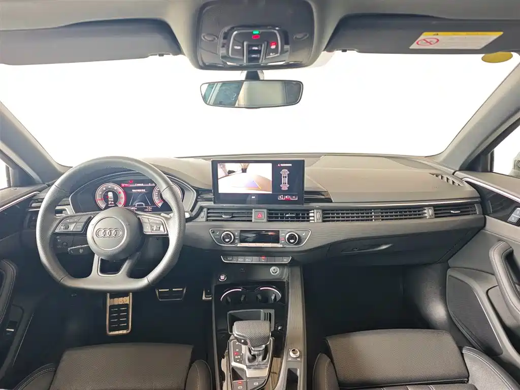 Audi Audi A4L 2024 40 TFSI Luxury Dynamic Model 2024 - thumbnail 5
