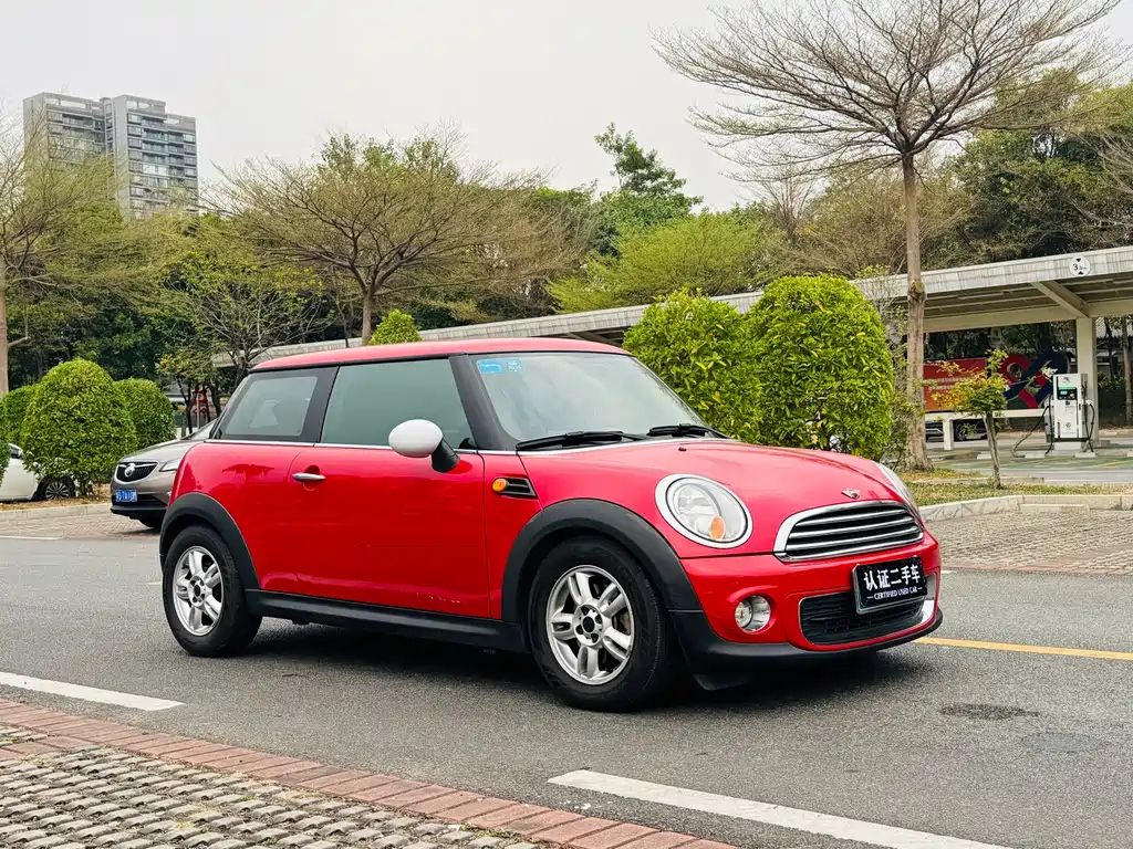 MINI MINI 2013 1.6L ONE Limited Edition 3rd Model 2014 - thumbnail 3