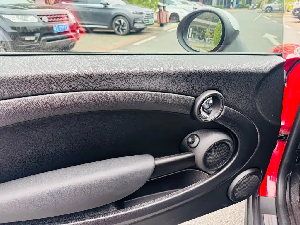 MINI MINI 2013 1.6L ONE Limited Edition 3rd Model 2014 - thumbnail 5