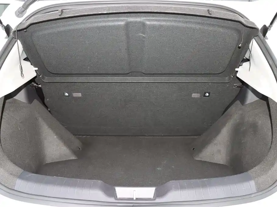 BYD BYD e2 2024 Glory Edition Luxury Model 2024 - thumbnail 16