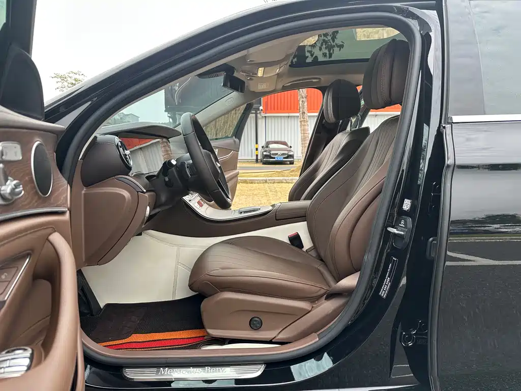 Mercedes-Benz Mercedes-Benz E-Class 2023 E 300 L Fashion Edition 2023 - thumbnail 5