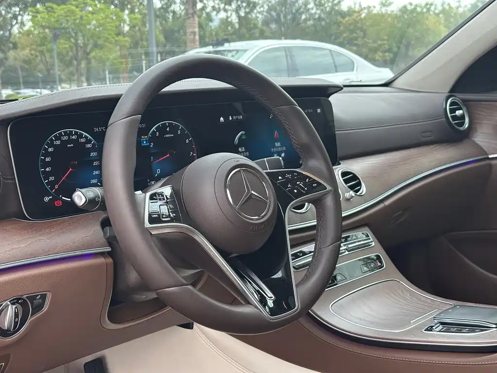 Mercedes-Benz Mercedes-Benz E-Class 2023 E 300 L Fashion Edition 2023 - thumbnail 6