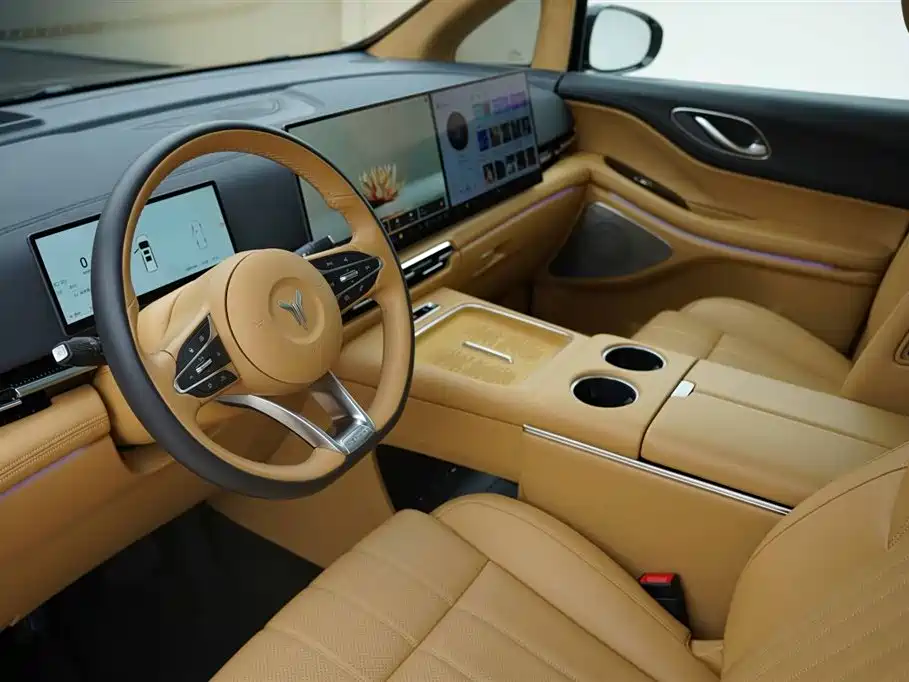 Lantu Automobile Lantu Dreamer 2025 PHEV AWD Flagship Kunpeng Edition 2024 - thumbnail 11