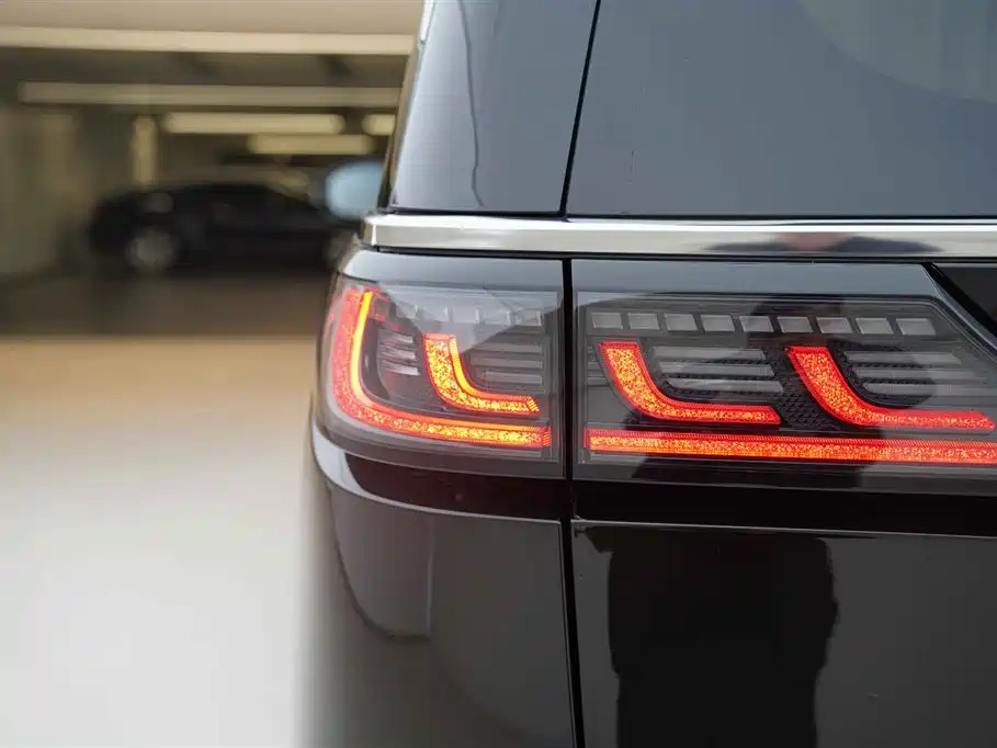Lantu Automobile Lantu Dreamer 2025 PHEV AWD Flagship Kunpeng Edition 2024 - thumbnail 17
