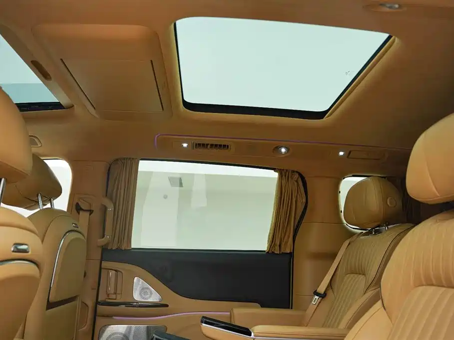 Lantu Automobile Lantu Dreamer 2025 PHEV AWD Flagship Kunpeng Edition 2024 - thumbnail 19