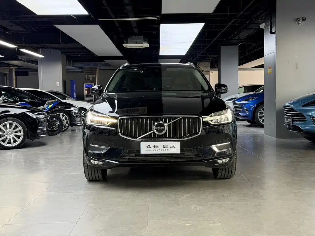 Volvo Volvo XC60 2018 T5 AWD Inscription Luxury Edition 2018 - thumbnail 2