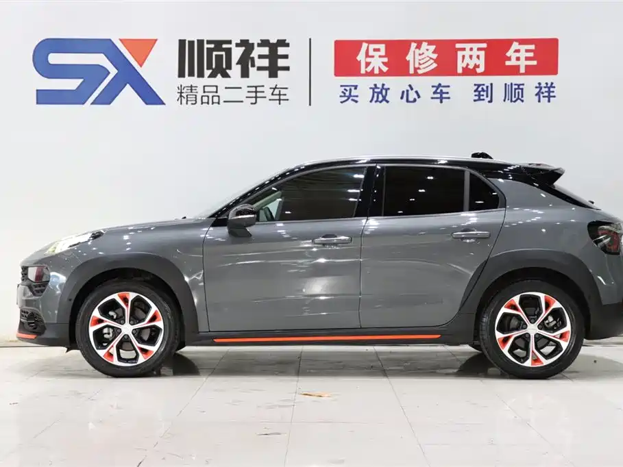 Lynk & Co Lynk & Co 02 2020 High Energy 2.0T Automatic AWD Pro Edition 2020 - thumbnail 6