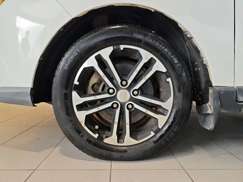 Bisu Auto Bisuzu M3 2017 1.5L Luxury Edition 2018 - thumbnail 5