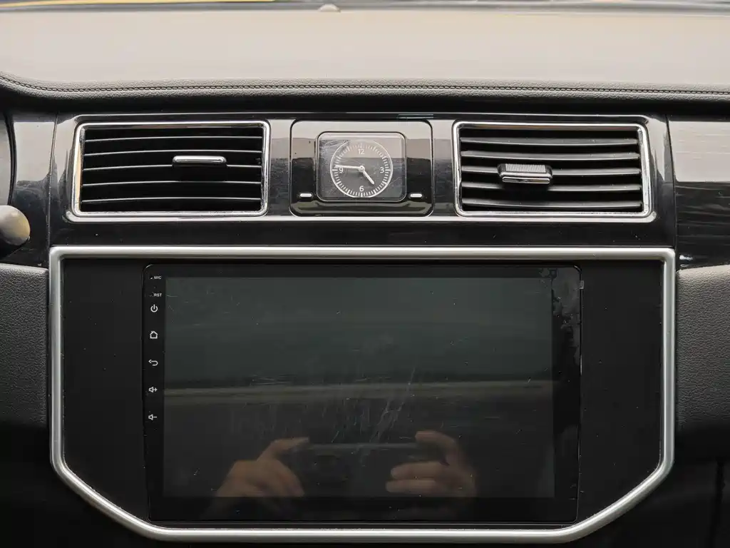 Bisu Auto Bisuzu M3 2017 1.5L Luxury Edition 2018 - thumbnail 15