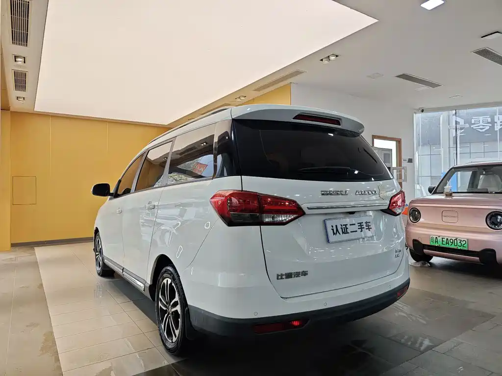 Bisu Auto Bisuzu M3 2017 1.5L Luxury Edition 2018 - thumbnail 25