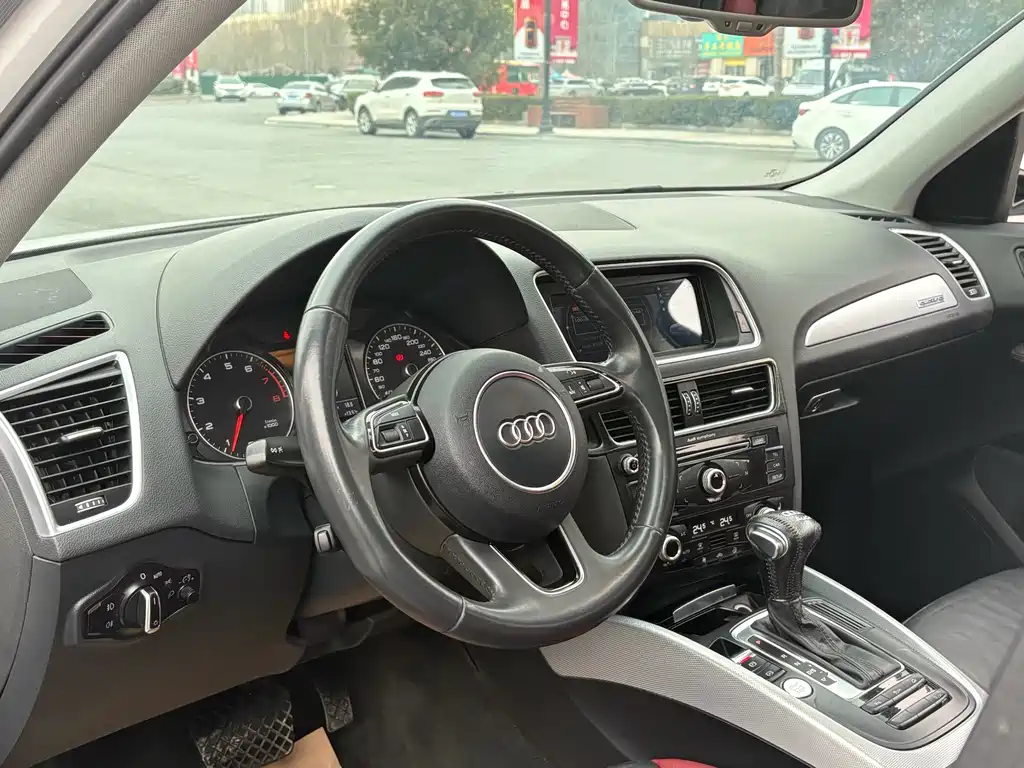 Audi Audi Q5 2017 Plus 40 TFSI Technology Edition 2018 - thumbnail 5