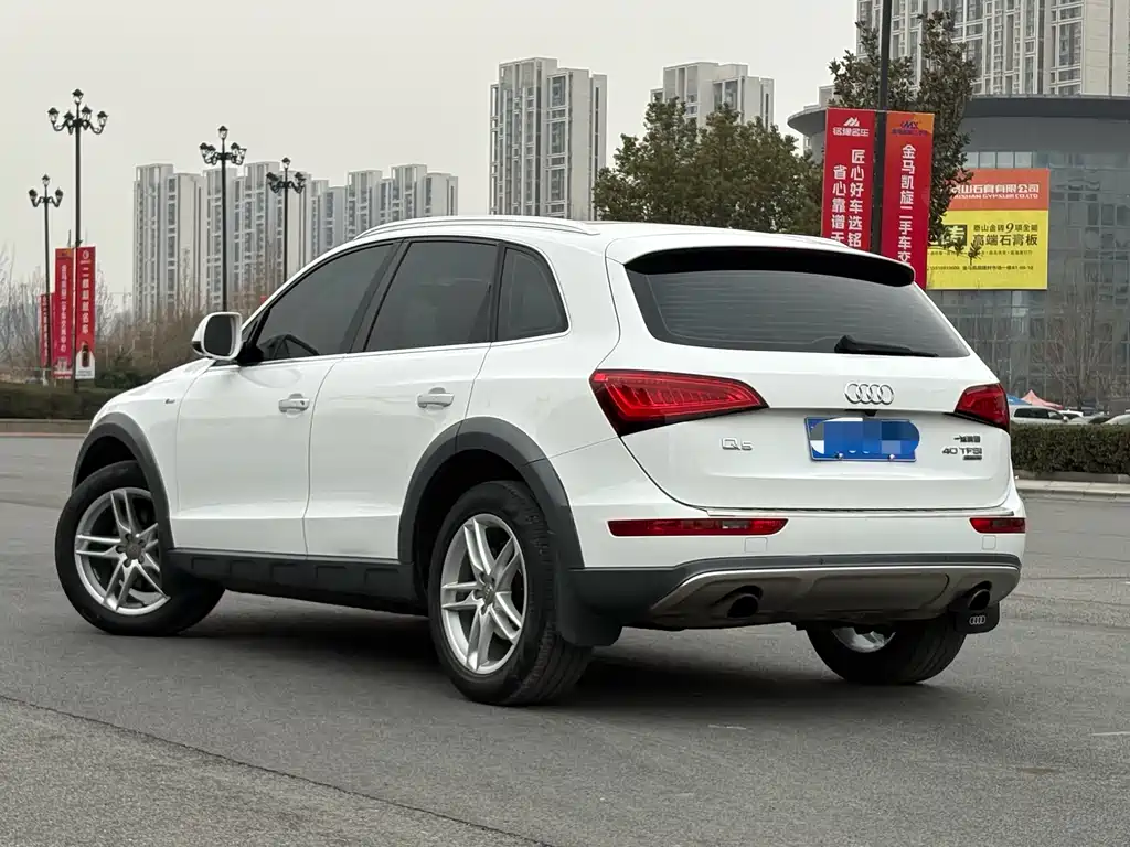 Audi Audi Q5 2017 Plus 40 TFSI Technology Edition 2018 - thumbnail 16
