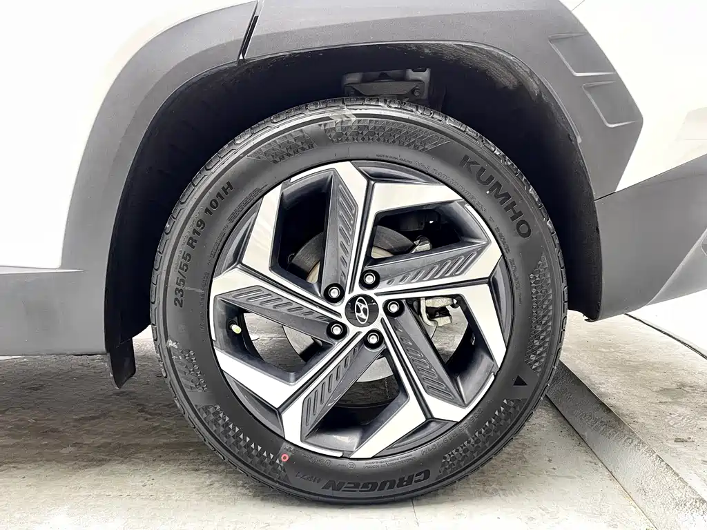 Hyundai Hyundai Tucson 2023 L 1.5T Automatic 2WD LUX Premium Edition 2023 - thumbnail 6