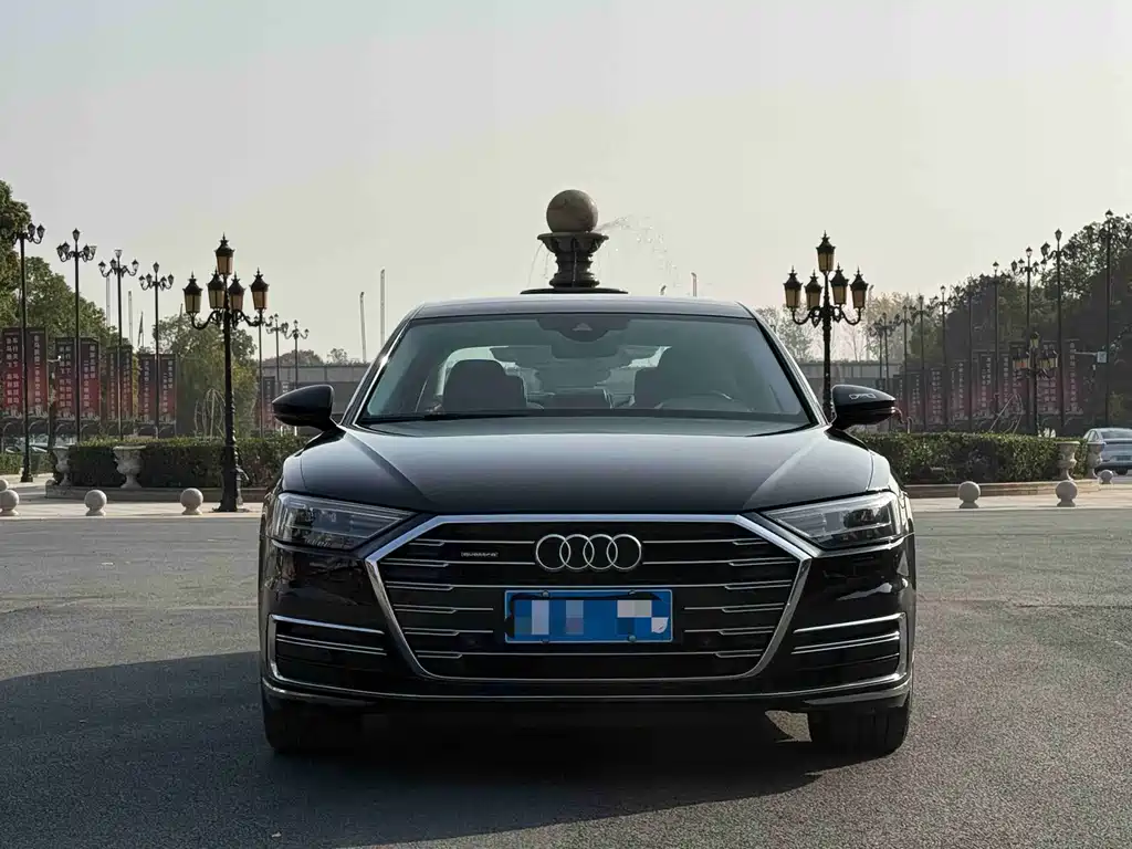 Audi Audi A8 2021 A8L 50 TFSI quattro Comfort Line 2021 - thumbnail 2