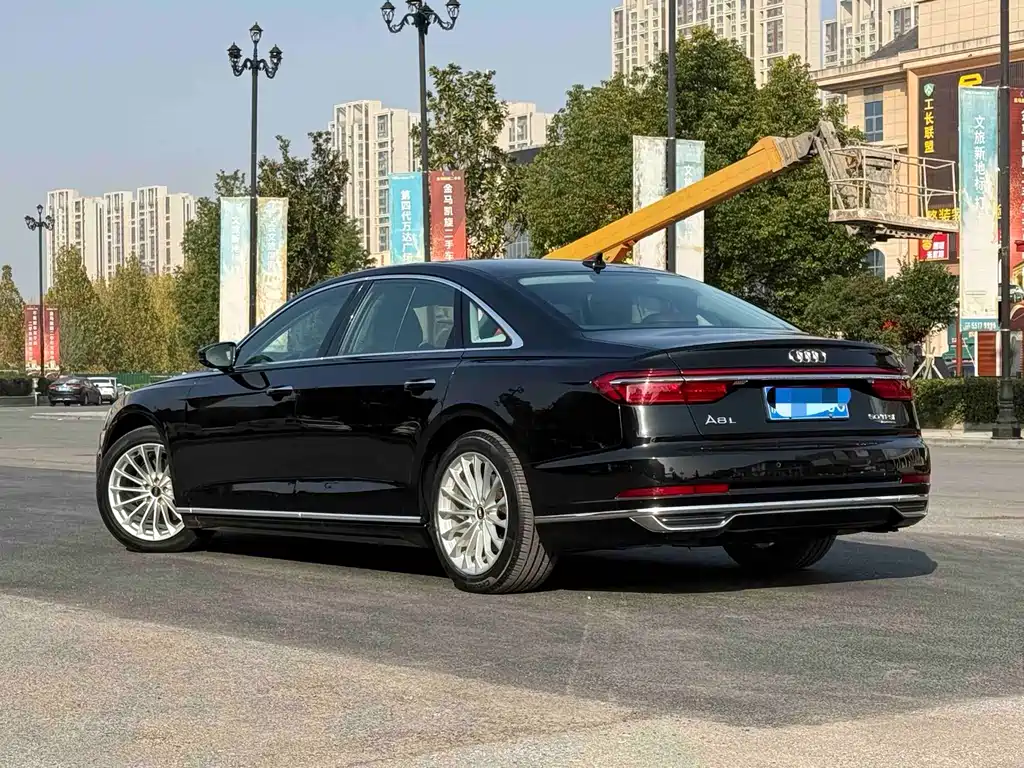 Audi Audi A8 2021 A8L 50 TFSI quattro Comfort Line 2021 - thumbnail 4