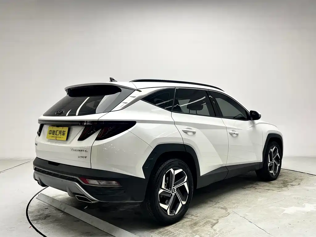 Hyundai Hyundai Tucson 2023 L 1.5T Automatic 2WD LUX Premium Edition 2023 - thumbnail 18