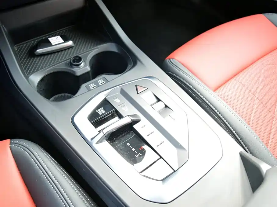 BMW BMW 2 Series 2025 225i M Sport Package 2025 - thumbnail 10