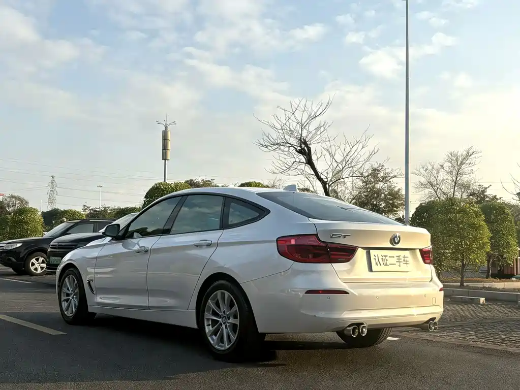 BMW BMW 3 Series GT 2016 320i Fashion Edition 2017 - thumbnail 4