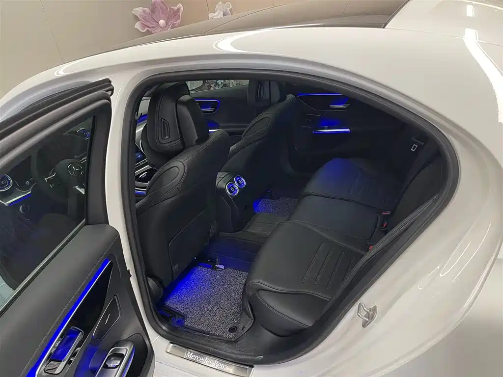Mercedes-Benz Mercedes-Benz C-Class 2025 C 260 L Sport Edition 2024 - thumbnail 27