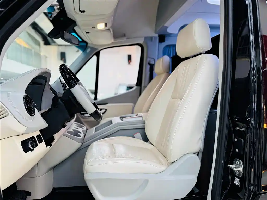 Mercedes-Benz Mercedes-Benz Sprinter 2022 2.0L Automatic 2023 - thumbnail 6