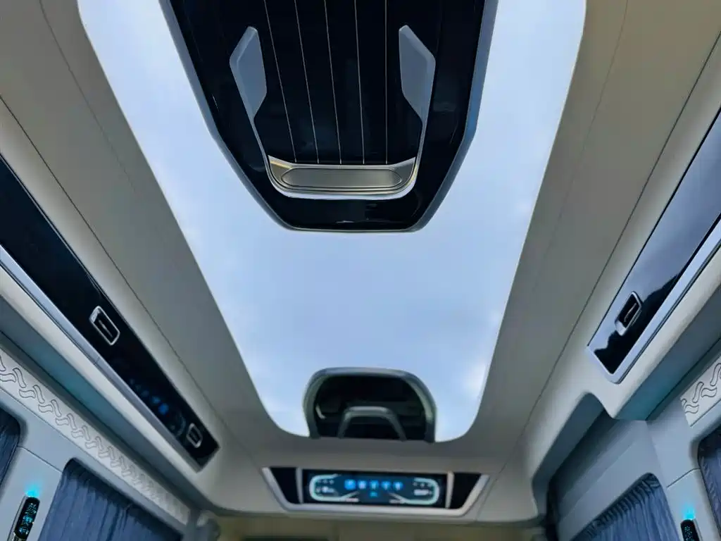 Mercedes-Benz Mercedes-Benz Sprinter 2022 2.0L Automatic 2023 - thumbnail 15