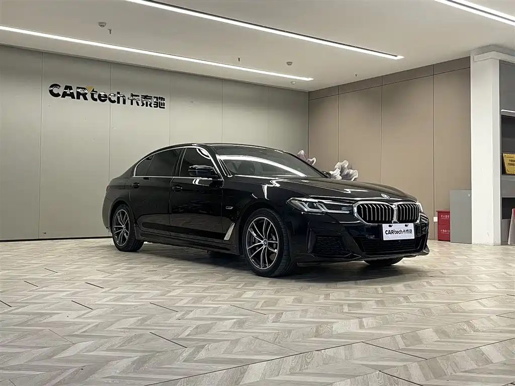 BMW BMW 5 Series Hybrid 2021 Model 535Le M Sport Package 2021 - thumbnail 2
