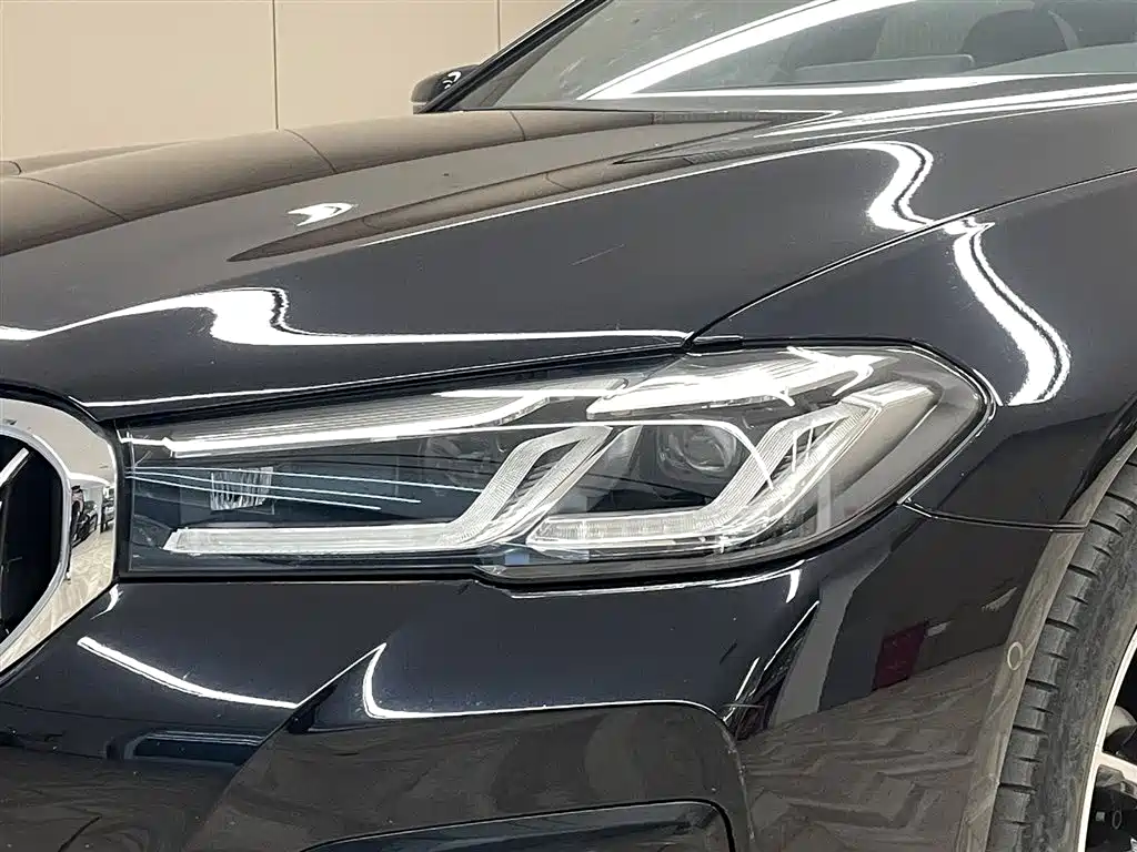 BMW BMW 5 Series Hybrid 2021 Model 535Le M Sport Package 2021 - thumbnail 9