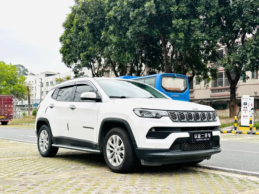 Jeep Jeep Cherokee 2021 220T Automatic Elite Edition 2021 - thumbnail 3