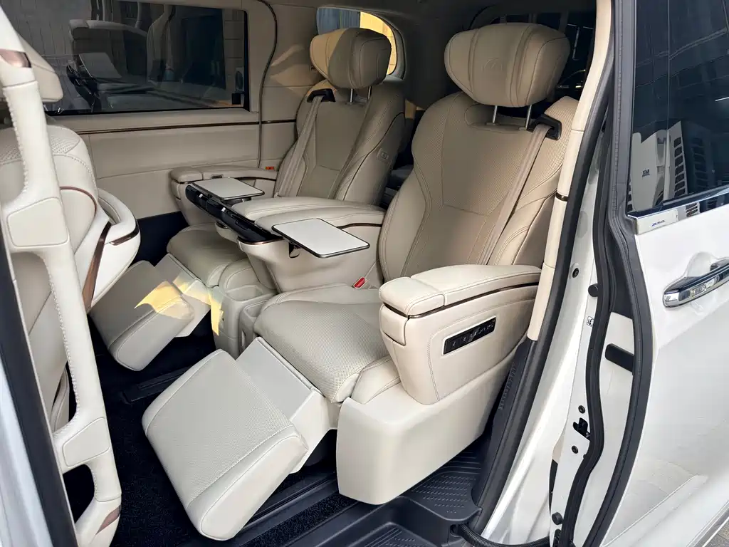 Lexus Lexus LM 2023 500h Six-Seat Executive Version 2024 - thumbnail 18