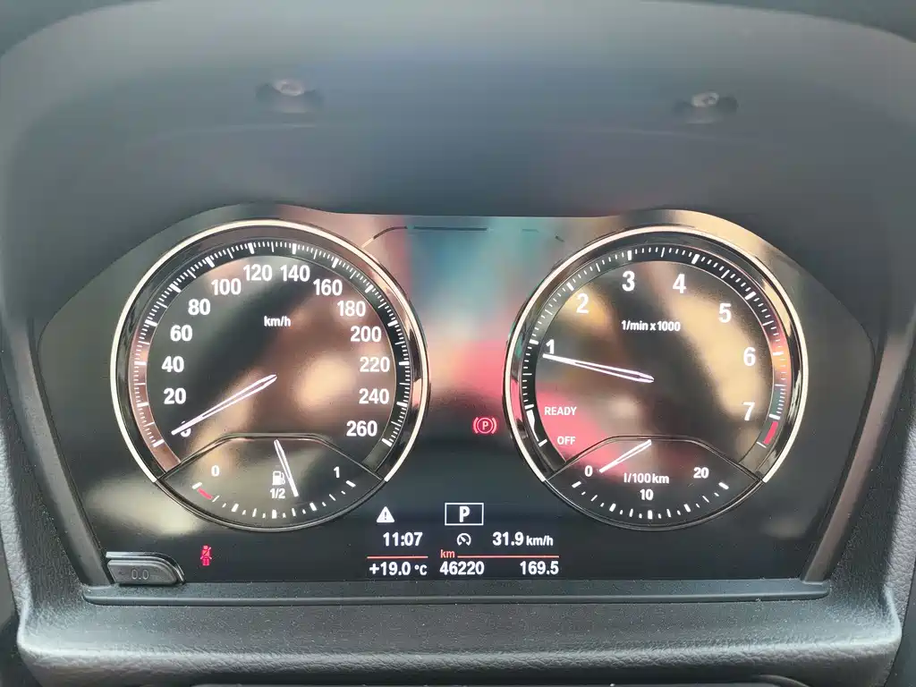 BMW BMW 1 Series 2018 118i Sport Line 2018 - thumbnail 14