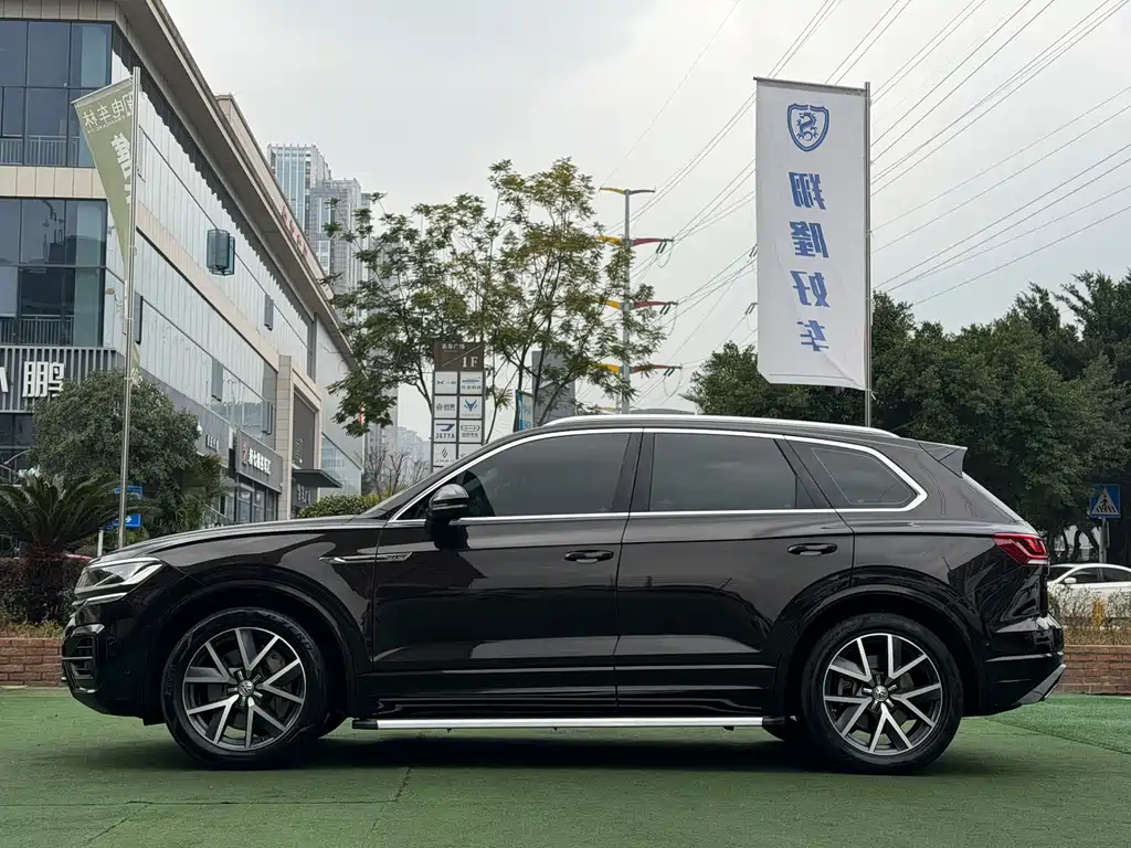 Volkswagen Volkswagen Touareg 2019 3.0TSI R-Line Edition国VI 2020 - thumbnail 3