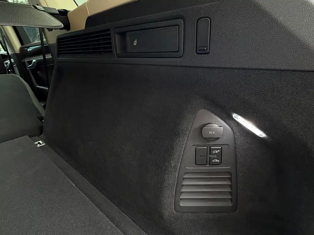 Volkswagen Volkswagen Touareg 2019 3.0TSI R-Line Edition国VI 2020 - thumbnail 23