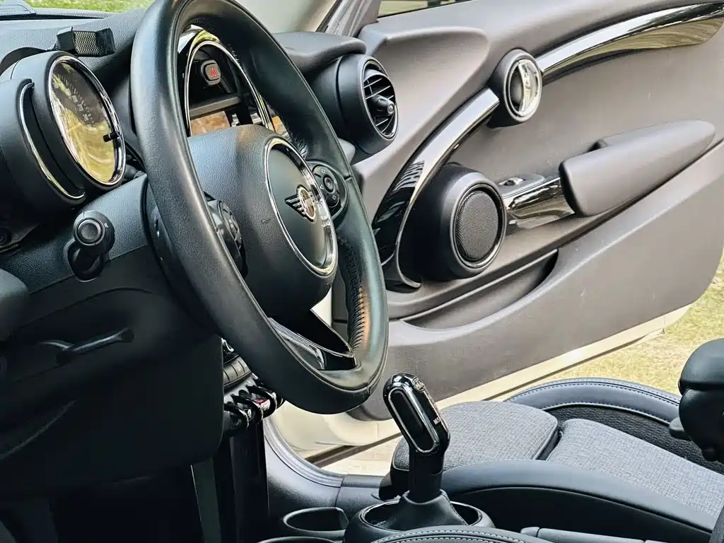 MINI MINI 2020 1.5T COOPER Classic 2020 - thumbnail 11