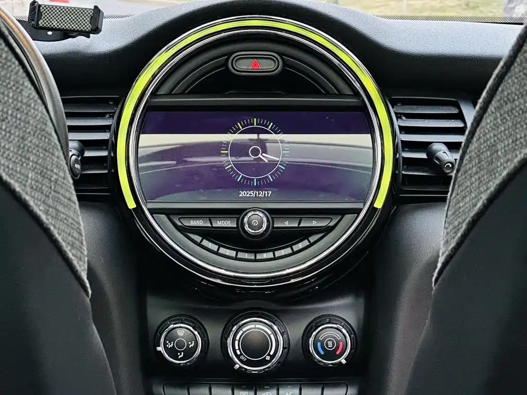 MINI MINI 2020 1.5T COOPER Classic 2020 - thumbnail 15